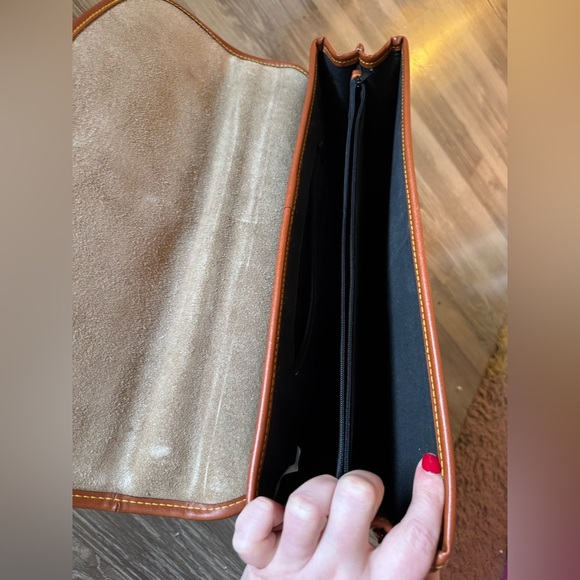 Vintage Dooney & Bourke large Pebble Leather Briefcase Unisex *No shoulder strap - Picture 11 of 11